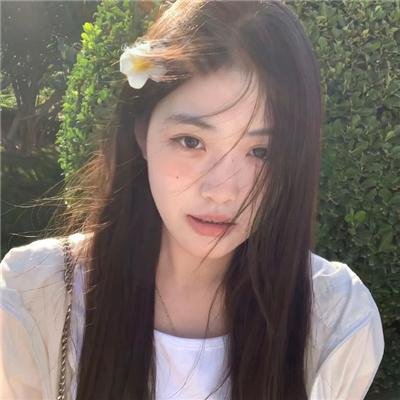 雨中的女人